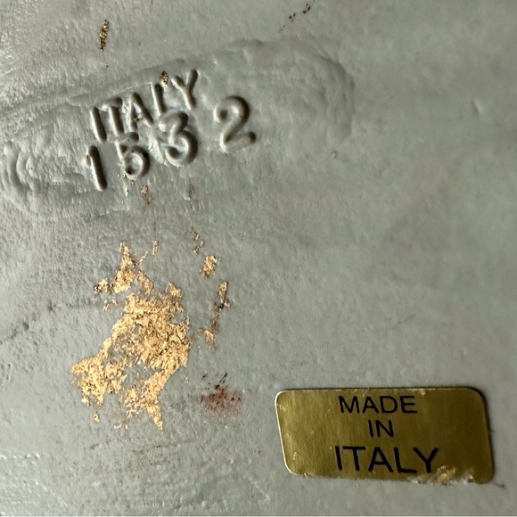 Vintage Baroque Style Regal Wall Plaque in Molded Plastic Made in Italy - Picture 10 of 14